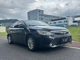 2016 Toyota Camry VII (XV50) Рестайлинг, чёрный, 1511008 рублей, вид 1