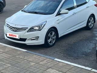 2016 Hyundai Solaris I Рестайлинг, белый, 680000 рублей, вид 1