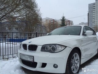 2010 BMW 1 серии 120i I (E81/E82/E87/E88) Рестайлинг, белый, 580000 рублей, вид 1