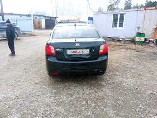 2010 Kia Rio II Рестайлинг, чёрный, 525000 рублей, вид 2