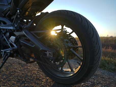 2015 Yamaha MT-09 Tracer (FJ-09), синий, 850000 рублей, вид 3