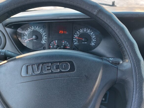 2011 Iveco Daily, белый, 1100000 рублей - вид 1
