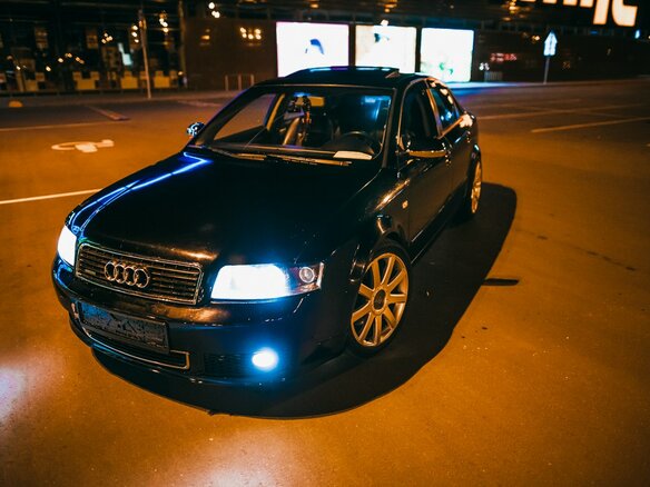 2004 Audi A4 II (B6), чёрный