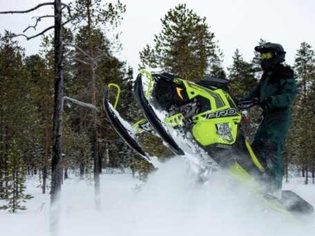 2019 Polaris 850 PRO-RMK, зелёный, 1200000 рублей, вид 1