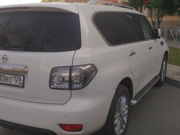 2011 Nissan Patrol VI (Y62), белый - вид 8