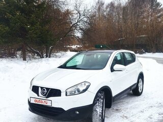 2010 Nissan Qashqai I Рестайлинг, белый, 1310000 рублей, вид 1