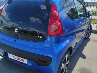 2011 Peugeot 107 I Рестайлинг, синий, 410000 рублей, вид 3