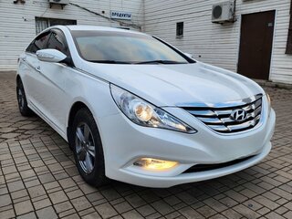 2010 Hyundai Sonata VI (YF), белый, 1200000 рублей, вид 3