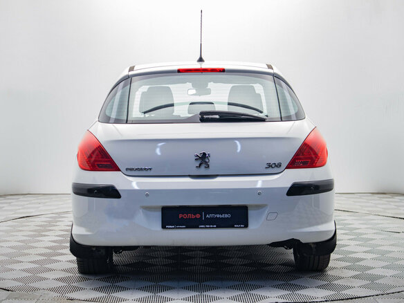 2009 Peugeot 308 I, белый - вид 3