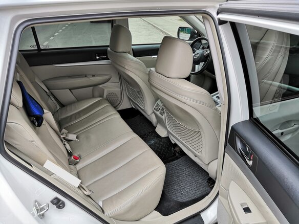 2011 Subaru Outback IV, белый, 1450000 рублей - вид 12