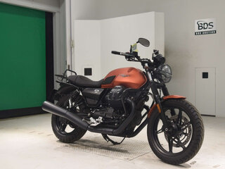 2022 Moto Guzzi V 7, оранжевый, 900000 рублей, вид 1