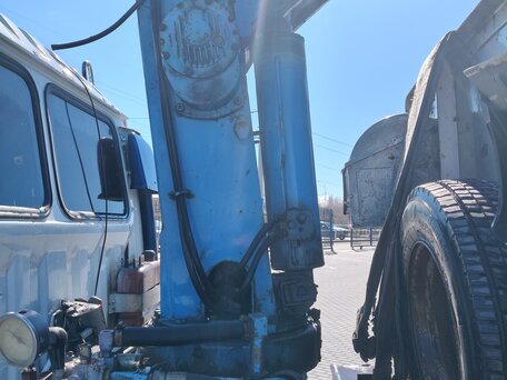 1993 Hino Series 500 (Ranger), белый, 4200000 рублей, вид 5