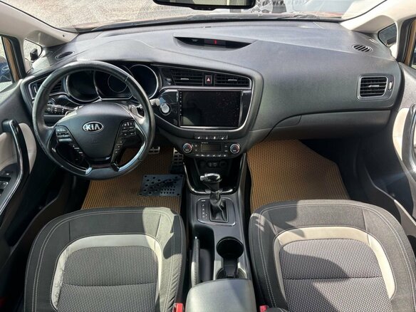 2017 Kia Ceed II Рестайлинг, коричневый - вид 14