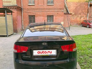 2011 Kia Cerato 6-speed II, чёрный, 590000 рублей, вид 3