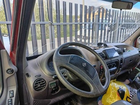2001 Renault Master, красный, 1200000 рублей, вид 5