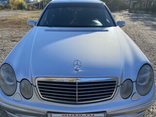 2004 Mercedes-Benz E-Класс 200 III (W211, S211), серебристый, 1250000 рублей, вид 3