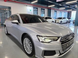 2019 Audi A6 45 TFSI V (C8), серебристый, 4650000 рублей, вид 3