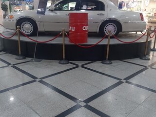 1999 Lincoln Town Car III, бежевый, 3000000 рублей, вид 5
