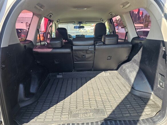 2018 Toyota Land Cruiser Prado 150 Series Рестайлинг 2, коричневый, 3600000 рублей - вид 10