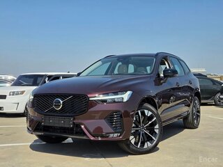 2026 Volvo XC60 II Рестайлинг 2, пурпурный, 7699750 рублей, вид 1