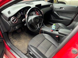 2014 Mercedes-Benz A-Класс 180 III (W176), красный, 1050000 рублей, вид 4