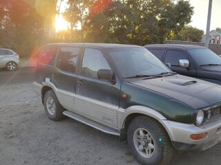 1997 Nissan Terrano II Рестайлинг, зелёный, 300000 рублей, вид 3