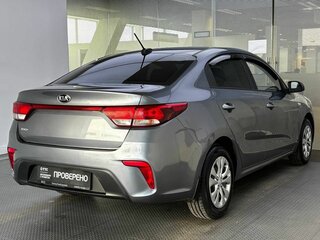 2018 Kia Rio IV, серый, 950000 рублей, вид 5