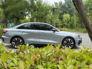 2023 Audi A3 35 TFSI Long IV (8Y), серебристый, 2359000 рублей, вид 2