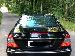 2007 Mercedes-Benz E-Класс 200 NGT III (W211, S211) Рестайлинг, чёрный, 1050000 рублей, вид 4