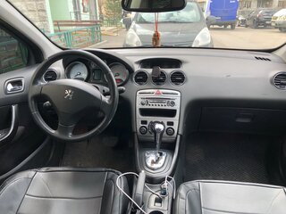 2010 Peugeot 308 I, чёрный, 600000 рублей, вид 4