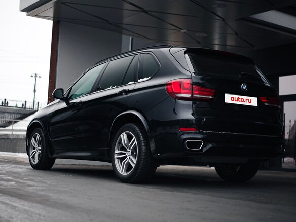 2017 BMW X5 30d III (F15), чёрный, 3645000 рублей - вид 2