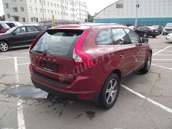 2011 Volvo XC60 I, пурпурный - вид 2