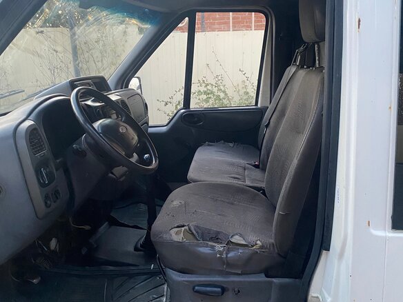 2001 Ford Transit, белый, 620000 рублей - вид 12