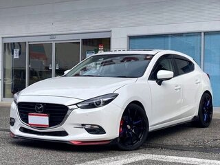 2019 Mazda Axela III Рестайлинг, белый, 1107000 рублей, вид 1