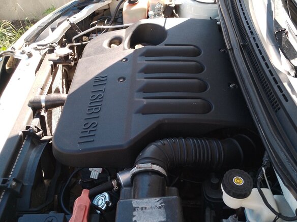 2011 BYD F3 I, белый, 400000 рублей - вид 6