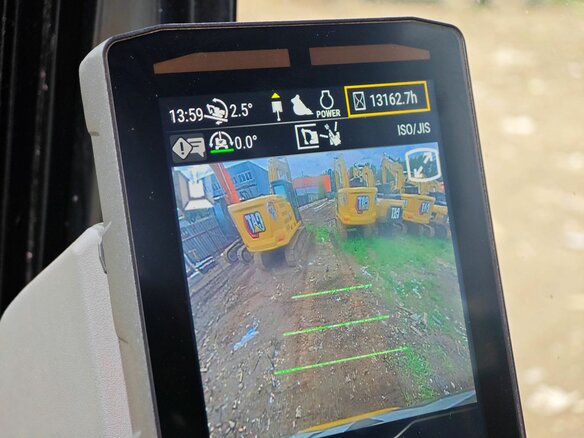 2022 Caterpillar 320, жёлтый, 8300000 рублей - вид 5