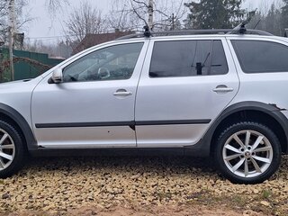 2012 Skoda Octavia Scout II (A5) Рестайлинг, серебристый, 750000 рублей, вид 4