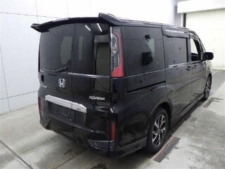 2021 Honda Stepwgn Spada V Рестайлинг, чёрный, 1840000 рублей, вид 4