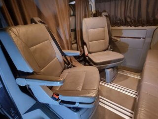 2004 Volkswagen Multivan T5, чёрный, 1855000 рублей, вид 4