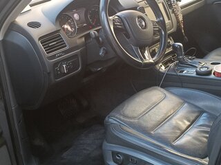 2012 Volkswagen Touareg II, чёрный, 1590000 рублей, вид 5