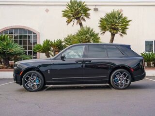 2025 Rolls-Royce Cullinan I Рестайлинг (Series II), чёрный, 51806456 рублей, вид 3