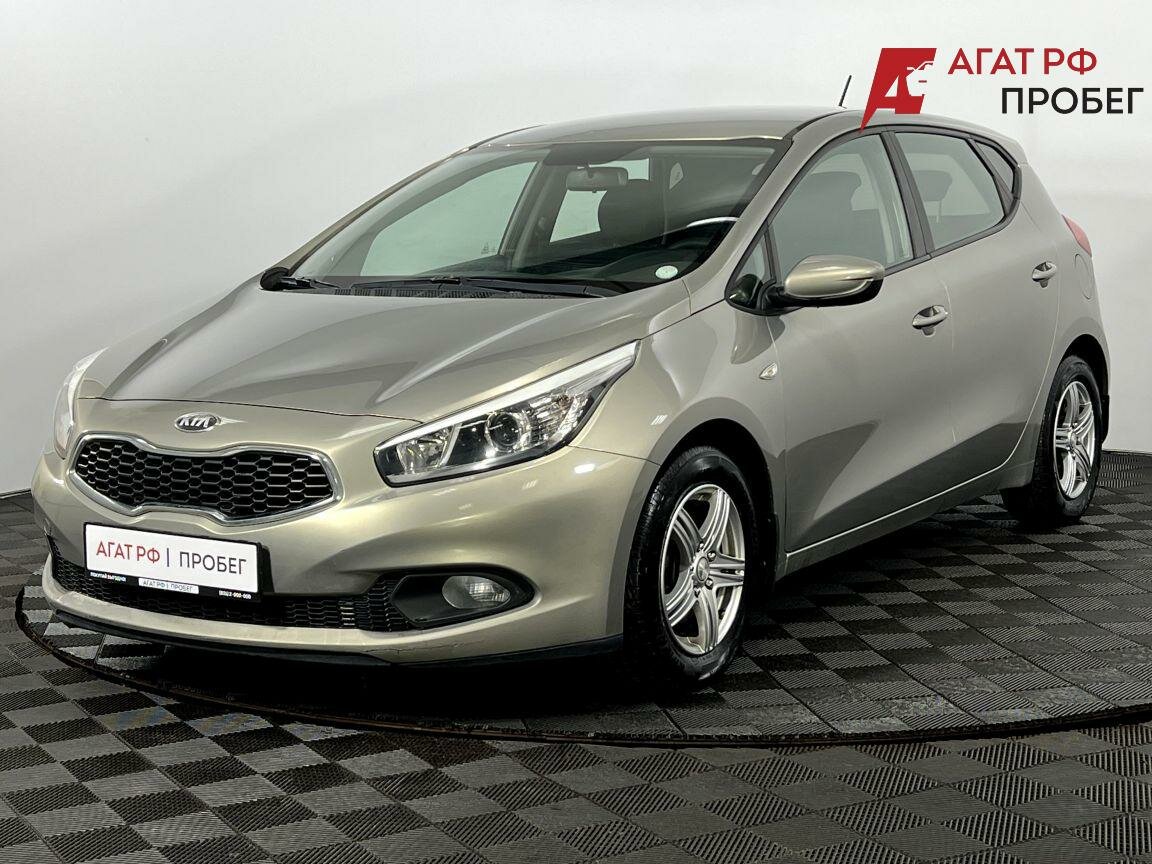 Открыть фотографии: Kia Ceed II