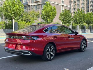 2022 Volkswagen Lamando L II, красный, 1682000 рублей, вид 4