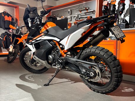 2021 KTM 890 Adventure R, оранжевый, 950000 рублей, вид 3