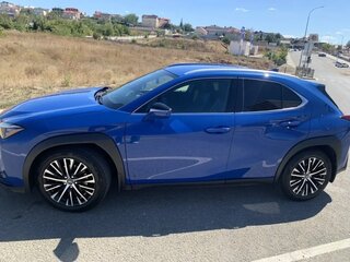 2019 Lexus UX 200 I, голубой, 3000000 рублей, вид 3