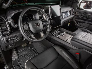 2026 Ram 1500 Crew Cab eTorque V Рестайлинг, серый, 12048000 рублей, вид 4