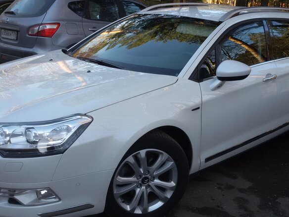 2012 Citroen C5 II, белый - вид 3