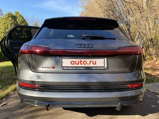 2021 Audi e-tron S, серый, 9500000 рублей, вид 4