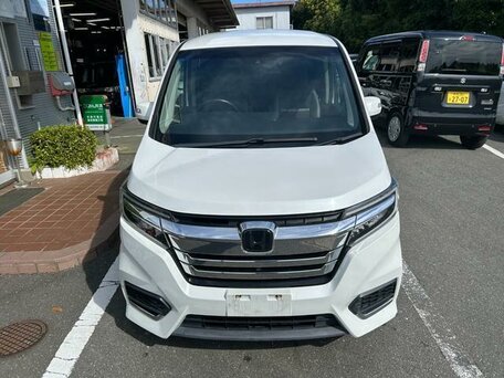 2021 Honda Stepwgn Spada V Рестайлинг, белый, 2030002 рублей, вид 2