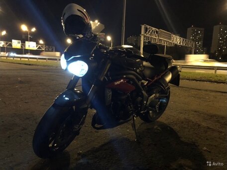 2017 Triumph Speed Triple, серый, 1050000 рублей, вид 1